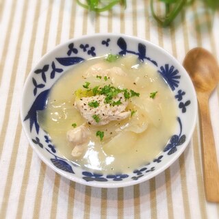 鶏ムネ肉と新玉ネギのホワイトスープ♡